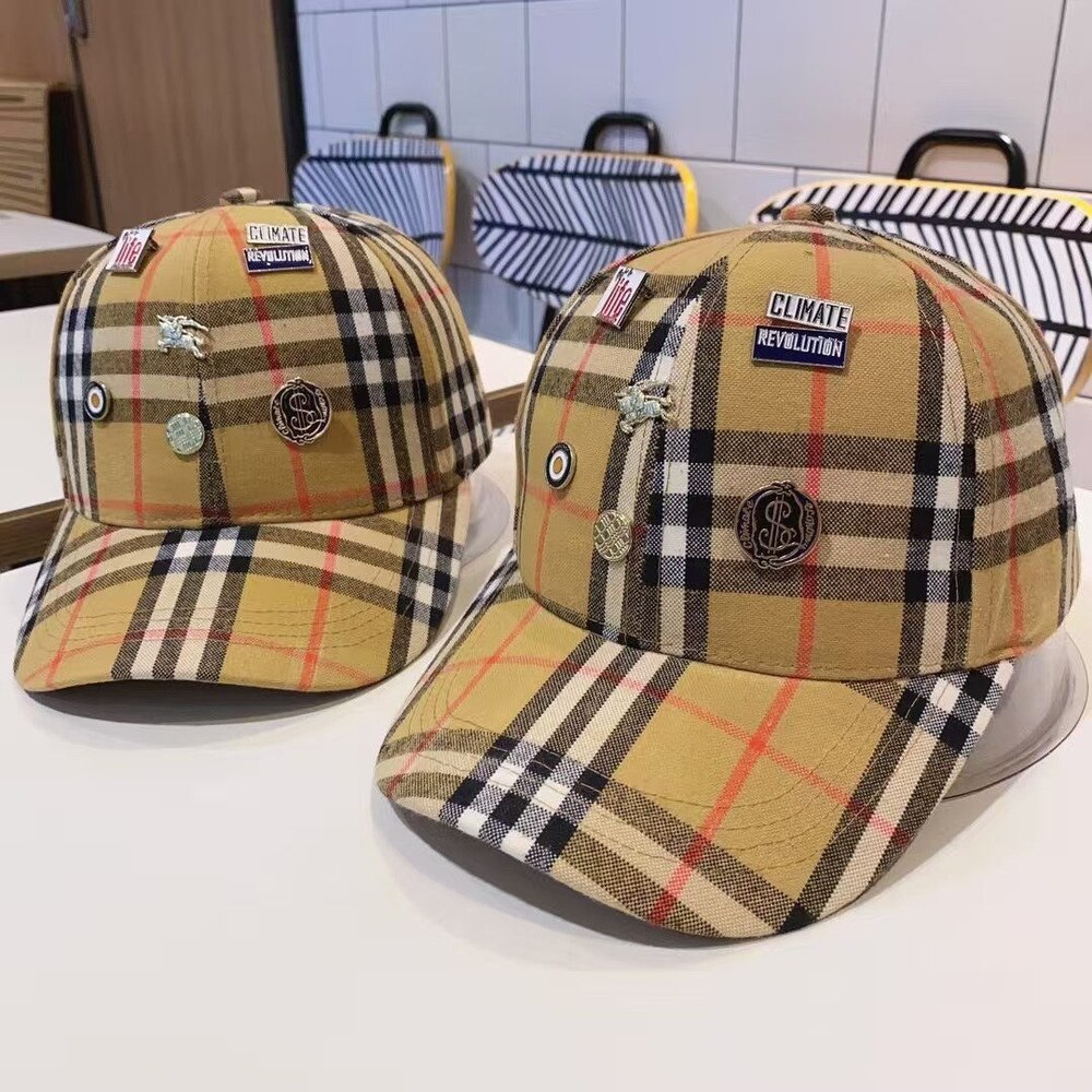 Burberry Vintage Check Badge Baseball Cap - Picture 3 of 7